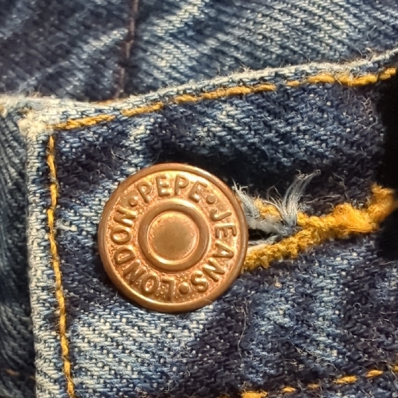 VINTAGE Pepe Jeans London high-waisted, tapered-leg denim jeans - Picture 3 of 12